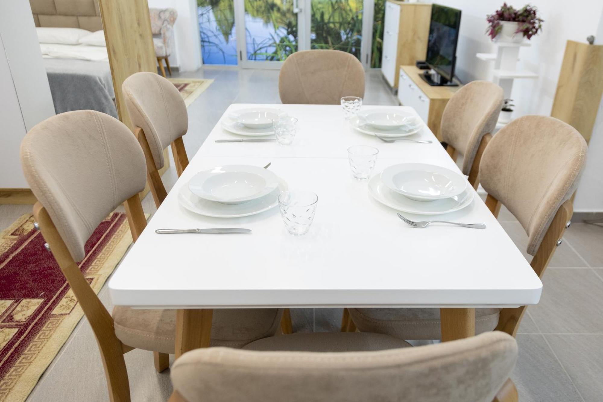 Free Parking Sudio Tirana Apartment Ngoại thất bức ảnh